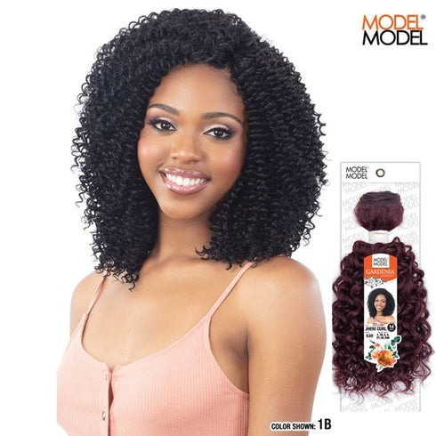 Model Model Gardenia Jheri Curl